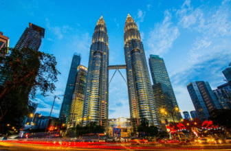 How Internet Access Laws in Malaysia Affect Mobile and Laptop Users